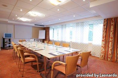 Western Premier Alsterkrug Hotel 4*